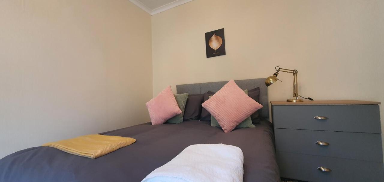 Coventry Elite House Aparthotel Екстериор снимка