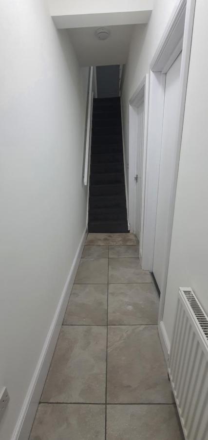 Coventry Elite House Aparthotel Екстериор снимка