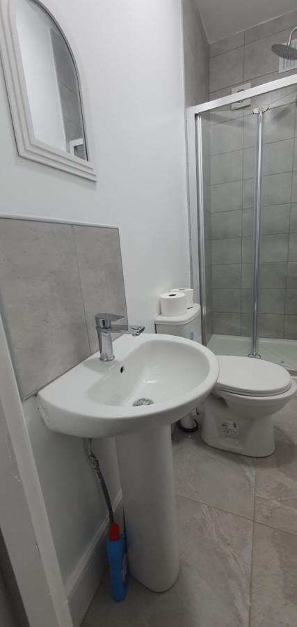 Coventry Elite House Aparthotel Екстериор снимка