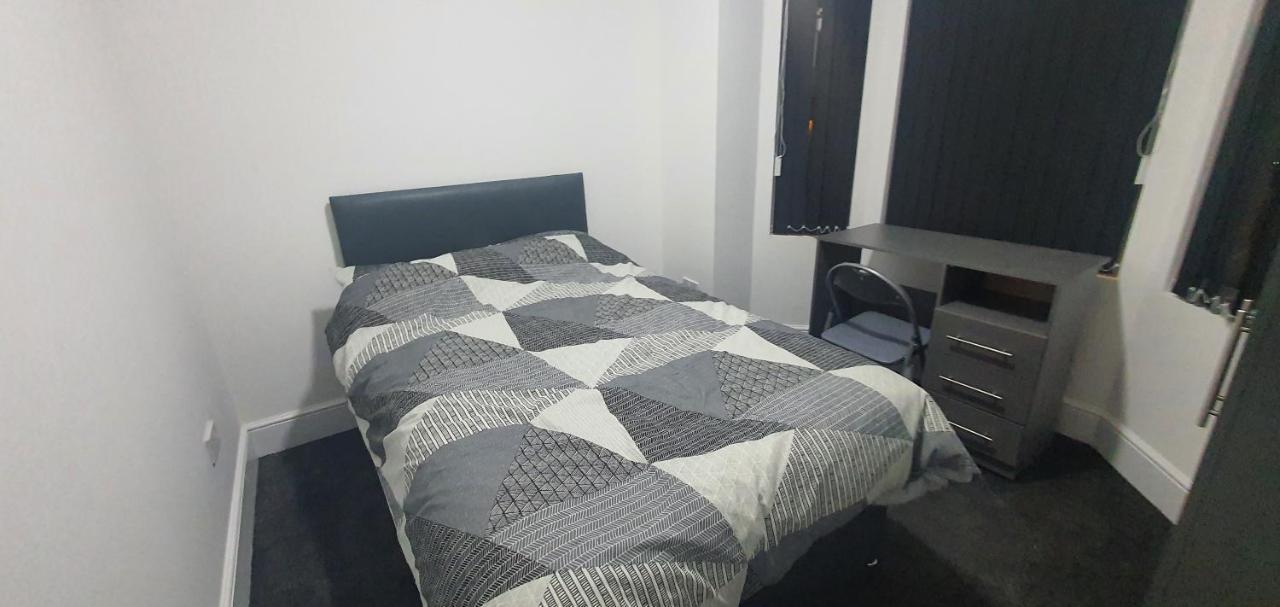 Coventry Elite House Aparthotel Екстериор снимка